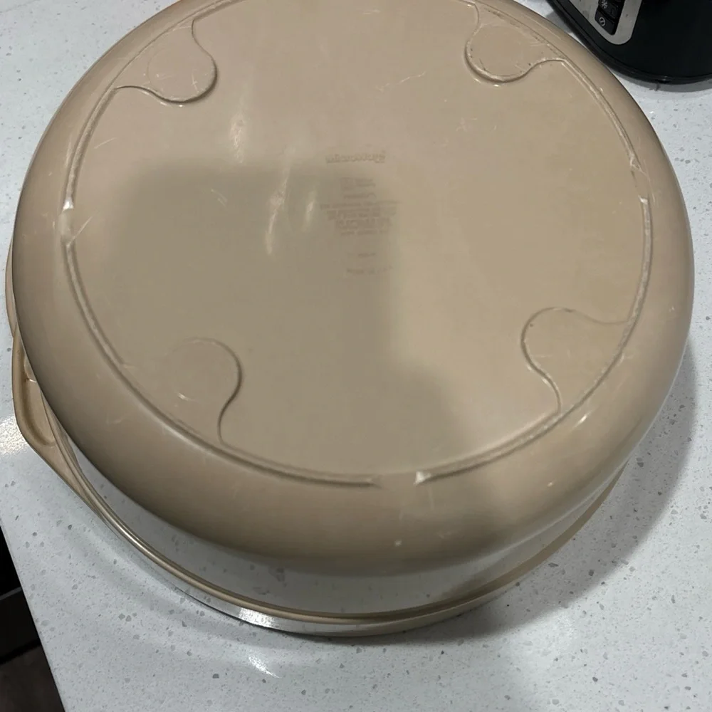 VTG Anchor Hocking 5 Qt Dutch Oven with Lid Microware PM480-T1 Microwave Cooker